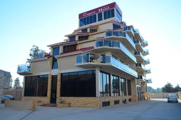 Фотографии Отель Legacy Hotel г. Батуми (Грузия) №3 Фото Отель Legacy Hotel г. Батуми 3