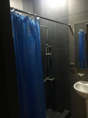 Фотографии Гостевой дом Gurami Guest House 1 г. Батуми (Грузия) №5 Фото Гостевой дом Gurami Guest House 1 г. Батуми 5