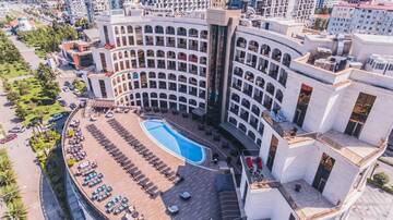 Фотографии Отель Colosseum Marina Hotel г. Батуми (Грузия) №1 Фото Отель Colosseum Marina Hotel г. Батуми 1