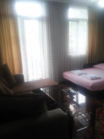 Фотографии Гостевой дом Guesthouse Gorgasali 55 г. Батуми (Грузия) №1 Фото Гостевой дом Guesthouse Gorgasali 55 г. Батуми 1