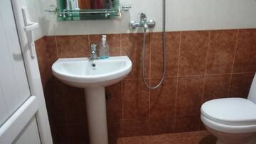 Фотографии Гостевой дом Guest House Nadejda г. Батуми (Грузия) №4 Фото Гостевой дом Guest House Nadejda г. Батуми 4