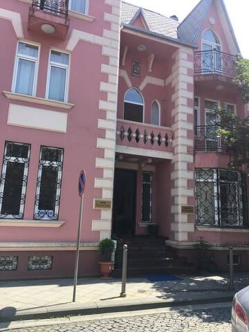 Фотографии Отель Richeuli Villa г. Батуми (Грузия) №2 Фото Отель Richeuli Villa г. Батуми 2