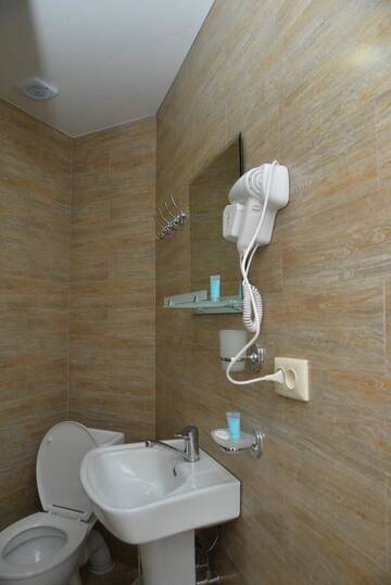 Фотографии Отель Orange Home Hotel г. Батуми (Грузия) №5 Фото Отель Orange Home Hotel г. Батуми 5