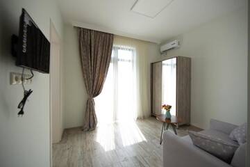 Фотографии Отель Orange Garden Hotel г. Батуми (Грузия) №3 Фото Отель Orange Garden Hotel г. Батуми 3