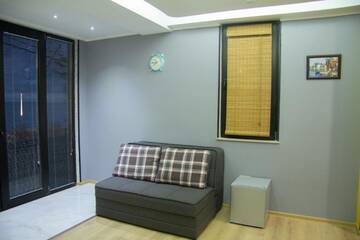 Фотографии Отель Batumi Hotel R&M г. Батуми (Грузия) №3 Фото Отель Batumi Hotel R&M г. Батуми 3
