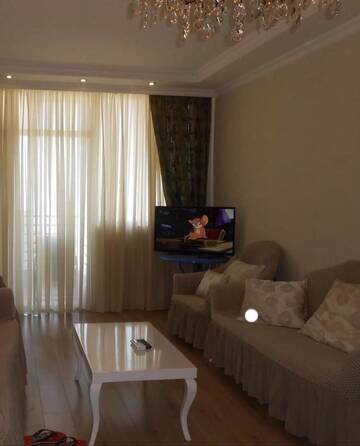 Фотографии Проживание в семье Batumi Real Palace Apartment г. Батуми (Грузия) №2 Фото Проживание в семье Batumi Real Palace Apartment г. Батуми 2