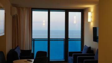 Фотографии Апарт-отели Best Batumi Apartments г. Батуми (Грузия) №3 Фото Апарт-отели Best Batumi Apartments г. Батуми 3