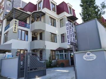 Фотографии Отель HOTEL ALEX г. Батуми (Грузия) №3 Фото Отель HOTEL ALEX г. Батуми 3