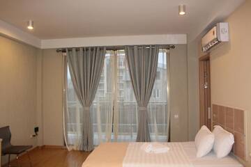 Фото номера Стандартный одноместный номер Отель Legacy Hotel г. Батуми 3