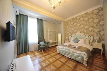 Фото Гостевой дом Globus Hostel and Guest House Batumi г. Батуми 1