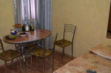 Фото Хостелы TJ+ Hostel г. Батуми 4