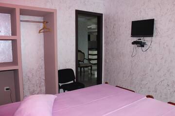 Фото номера Стандартный двухместный номер с 2 отдельными кроватями Отель Hotel Gama г. Батуми 4