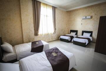 Фото Отель Beach House Hotel г. Батуми 3