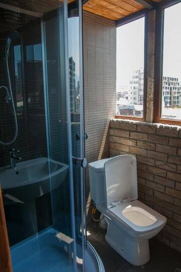 Фото номера Апартаменты с 2 спальнями Отель Hotel Phaliashvili г. Батуми 6