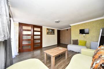 Фото номера Люкс с террасой Отель Hotel Phaliashvili г. Батуми 6