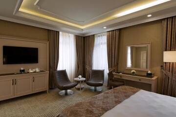 Фото номера Люкс Отель Divan Suites Batumi г. Батуми 4