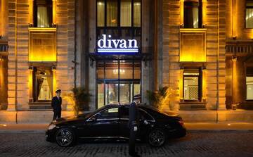 Фото Отель Divan Suites Batumi г. Батуми 3