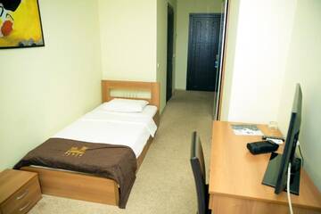 Фото номера Стандартный одноместный номер Отель Mardi Plaza Hotel г. Батуми 3