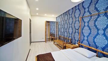 Фото номера Семейный номер Делюкс Отель Mardi Plaza Hotel г. Батуми 13