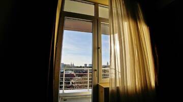 Фото номера Классический трехместный номер Отель Mardi Plaza Hotel г. Батуми 5