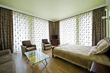 Фото номера Полулюкс Отель Eiffel Hotel г. Батуми 2