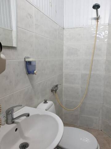Фото номера Двухместный номер с 2 отдельными кроватями Отель Hotel Old Star г. Батуми 3