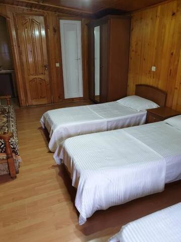 Фото номера Двухместный номер с 2 отдельными кроватями Отель Hotel Old Star г. Батуми 5