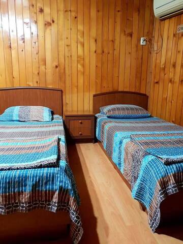 Фото номера Двухместный номер с 2 отдельными кроватями Отель Hotel Old Star г. Батуми 8