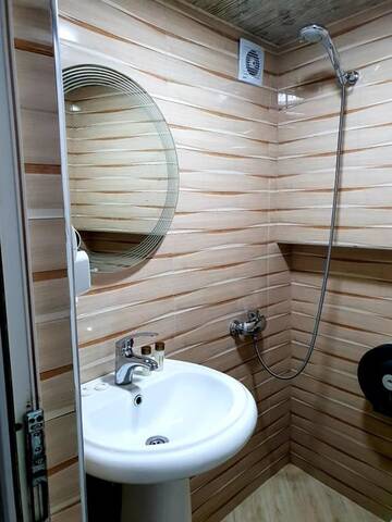 Фото номера Двухместный номер с 1 кроватью Отель Hotel Old Star г. Батуми 9