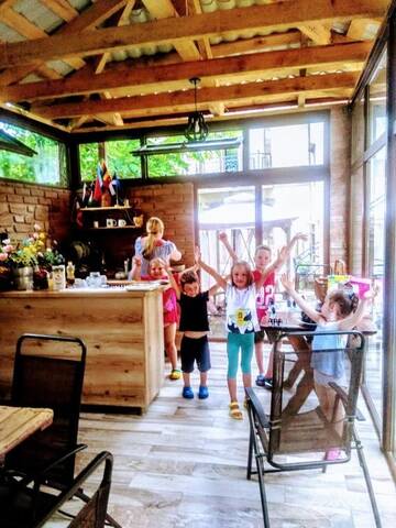 Фото номера Стандартный двухместный номер с 1 кроватью Гостевой дом Batumi Wonderland Guest House г. Батуми 57