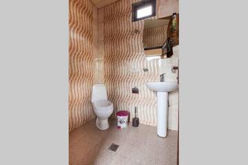 Фото номера Стандартный двухместный номер с 1 кроватью Гостевой дом Batumi Wonderland Guest House г. Батуми 45