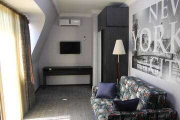 Фото номера Апартаменты-студио Гостевой дом TemHouse Guest House г. Батуми 11