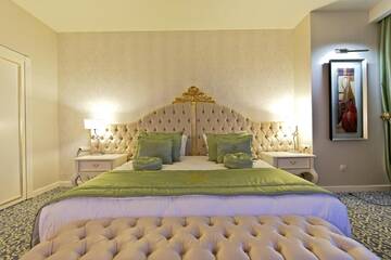 Фото номера Представительский люкс Отель JRW Welmond Hotel г. Батуми 6