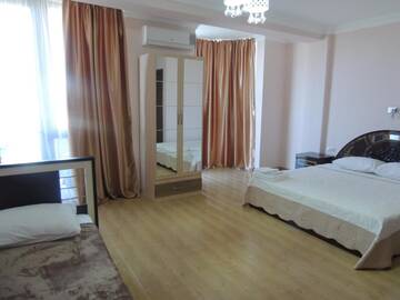 Фото номера Семейный номер Отель Hotel Premium Palace г. Батуми 2