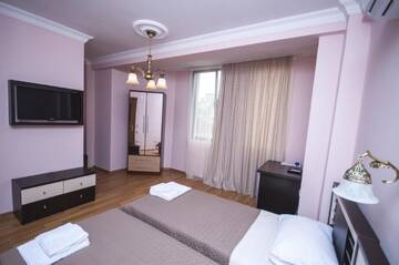Фото номера Стандартный двухместный номер с 1 кроватью Отель Hotel Premium Palace г. Батуми 3