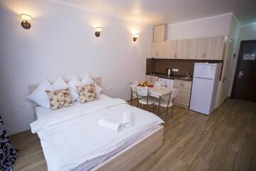 Фото номера Апартаменты-студио Апарт-отели Apart Hotel Sea Towers Batumi г. Батуми 6