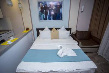 Фото номера Апартаменты с видом на море Апарт-отели Apart Hotel Sea Towers Batumi г. Батуми 5