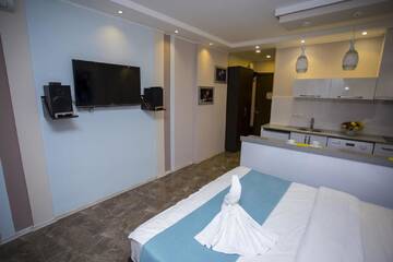 Фото номера Апартаменты с видом на море Апарт-отели Apart Hotel Sea Towers Batumi г. Батуми 2