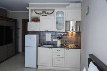 Фото номера Апартаменты-студио Апарт-отели Apart Hotel Sea Towers Batumi г. Батуми 6