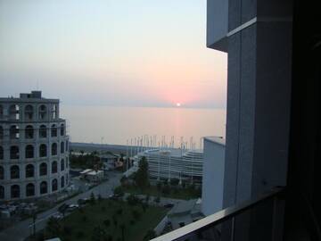 Фото номера Апартаменты-студио Апарт-отели Apart Hotel Sea Towers Batumi г. Батуми 15