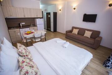 Фото номера Апартаменты-студио Апарт-отели Apart Hotel Sea Towers Batumi г. Батуми 5
