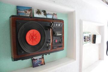 Фото номера Кровать в общем 6-местном номере для мужчин и женщин Хостелы Hostel Retro г. Батуми 7