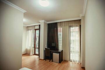 Фото номера Стандартный двухместный номер с 1 кроватью Отель Hotel Riva г. Батуми 56