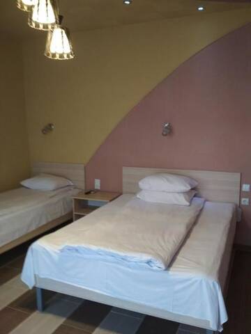 Фото номера Трехместный номер с балконом Гостевой дом Guesthouse Melikishvili 57 г. Батуми 7