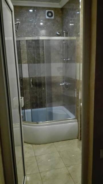 Фото номера Трехместный номер с балконом Гостевой дом Guesthouse Melikishvili 57 г. Батуми 12
