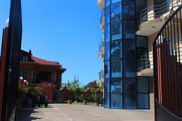 Фото Отель Black Sea Hotel г. Батуми 1
