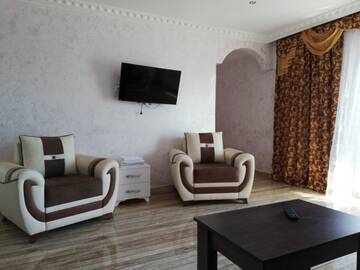 Фото номера Роскошный четырехместный номер Отель Black Sea Hotel г. Батуми 2