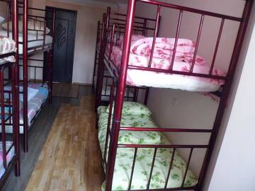 Фото номера Кровать в общем 8-местном номере для мужчин и женщин Хостелы Hostel Everyday Lux г. Батуми 6