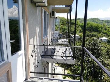 Фото номера Трехместный номер Гостевой дом Holiday Home Data г. Батуми 47