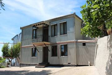 Фото номера Трехместный номер Гостевой дом Holiday Home Data г. Батуми 25